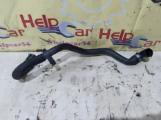 Патрубок системы охлаждения Land Rover Discovery Sport 2014 6G918B160RF L550 224DT