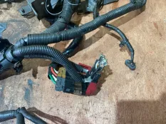 Проводка двс Nissan Juke 2012 240111KA2A YF15 HR16DE