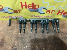 Рампа топливная Nissan Juke 2012 175201KT0A YF15 HR16DE