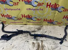 Патрубок системы охлаждения Toyota Auris 2009 162640D140 ZRE152 2ZR-FAE