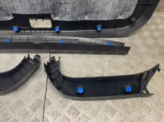 Обшивка двери багажника Hyundai ix35 2012 817502Y0009P LM D4FD