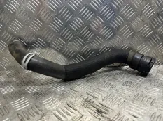 Патрубок системы охлаждения Land Rover Freelander 2010 LR005300 L359 224DT