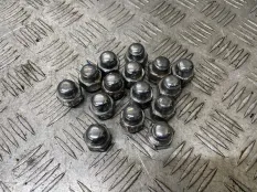 Гайка колеса Kia Sportage 2009 5295014140 JE D4EA