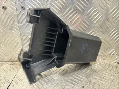 Пепельница Nissan Juke 2012 YF15 HR16DE