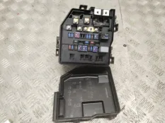 Блок предохранителей Honda Civic 2008 38250SMGE02 FK2 R18A2