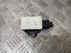 Датчик ускорения AUDI Q5 2010 8K0907637C 8RB CAHA