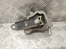 Подушка двигателя Land Rover Freelander 2010 LR011835 L359 224DT, задняя правая