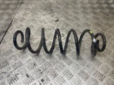 Пружина подвески Toyota C-HR 2022 48231F4310 ZYX11R-AHXGBW 2ZR-FXE, задняя