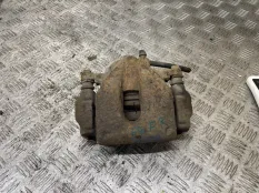 Суппорт Toyota Auris 2009 4775002341 ZRE152 2ZR-FAE, передний левый