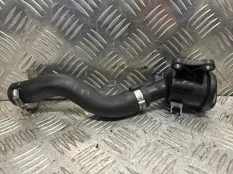 Горловина маслозаливная Land Rover Freelander 2010 LR011181 L359 224DT