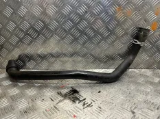 Патрубок системы охлаждения Land Rover Freelander 2010 LR006135 L359 224DT