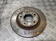 Тормозной диск Nissan Juke 2012 402061KA2A YF15 HR16DE, передний правый