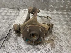 Ступица Toyota Auris 2009 4321102171 ZRE152 2ZR-FAE, передняя правая