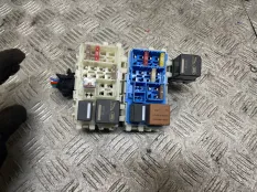 Блок предохранителей Land Rover Discovery Sport 2014 BJ3214B192CA L550 224DT