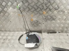 Замок двери Toyota C-HR 2022 69060F4020 ZYX11R-AHXGBW 2ZR-FXE, задний левый