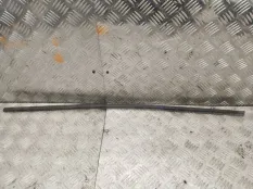 Молдинг на дверь Land Rover Range Rover 2004 CGE000632 L322 M62B44, передний левый