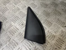 Уголок двери Suzuki Grand Vitara 2005 8479165D00 TD44 G16B, передний левый