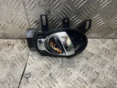 Ручка двери внутренняя Nissan Juke 2012 806701HA0B YF15 HR16DE, передняя правая