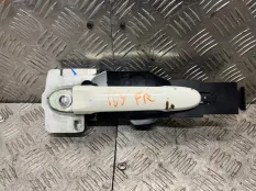 Ручка двери внешняя Nissan Juke 2012 806401KK0D YF15 HR16DE, передняя правая