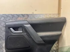 Обшивка двери Land Rover Freelander 2007 LR002388 L359 224DT, задняя правая