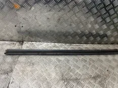 Молдинг на дверь Nissan Armada 2004 808207S000 TA60 VK56DE