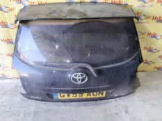 Дверь багажника Toyota Auris 2009 6700502110 ZRE152 2ZR-FAE