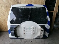 Дверь багажника Mitsubishi Pajero 2009 5821A056 V98W 4M41, задняя