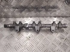 Рампа топливная Land Rover Range Rover 2013 LR022982 L405 448DT