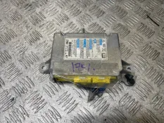 Блок управления подушками безопасности Honda CR-V 2006 77960SCAE014 RD8 K20A4