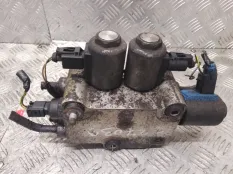 Блок клапанов подвески Land Rover Range Rover Sport 2006 RVH000065 L320 428PS