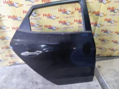 Дверь Hyundai ix35 2012 770042Y000 LM D4FD, задняя правая