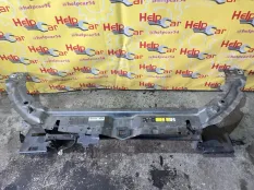 Рамка радиатора (часть) Land Rover Discovery Sport 2014 LR075398 L550 224DT