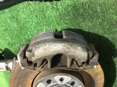 Суппорт Volkswagen Touran 2005 1K0615124E 1T1 BVY, передний правый