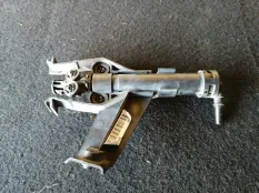 Форсунка омывателя Cadillac SRX 2006 25767593 2004 -2009 LH2, правая