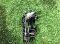 Ручка двери внутренняя Cadillac SRX 2006 25759728 2004 -2009 LH2, передняя правая