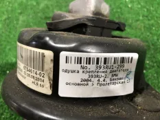 Подушка двигателя BMW 745i 2004 6754614 E65 N62B44, правая