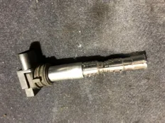 Катушка зажигания Volkswagen Passat 2005 07C905115J 3B5 BDN