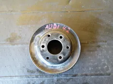 Шкив помпы Audi a6 077121031B C5 ARS