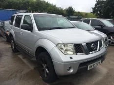 Патрубок интеркулера Nissan Pathfinder 2005 14460EB31A R51 YD25DDTI