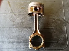 Шатун Audi a6 06A198401 C5 APR