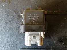 Реле Mitsubishi Diamante MD354013 6G73