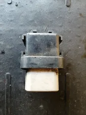 Реле Mitsubishi Diamante MD354013 6G73