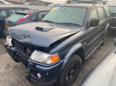 Лючок топливного бака Mitsubishi Pajero Sport 2006 MR241921 K94W 4D56
