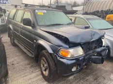 Кнопка аварийной остановки Mitsubishi Pajero Sport 2006 MR117578 K94W 4D56