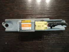 Датчик airbag Lexus RX400H 2005 8983048020 MHU38R 3MZ-FE