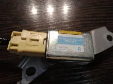 Датчик airbag Lexus RX400H 2005 8983348020 MHU38R 3MZ-FE