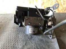 Блок abs Nissan Navara 2006 47660ED32A D40 YD25DDTI