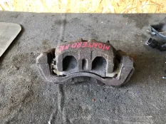 Суппорт Mitsubishi Pajero Sport 2006 MB858405 K94 4D56, передний правый