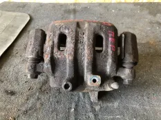 Суппорт Mitsubishi Pajero Sport 2006 MB858404 K94 4D56, передний левый