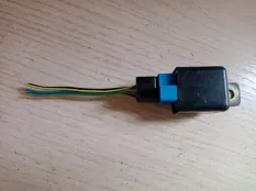 Реле Mitsubishi Pajero Sport 2003 K94W 4D56